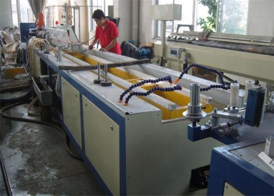 PP PE PS  Plastic Profile Extrusion Line , Outdoor Profile Making Machine For Decking