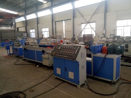 PP / PE Deck Plastic Profile Extrusion Line , WPC Tray Profile Extrusion Machinery