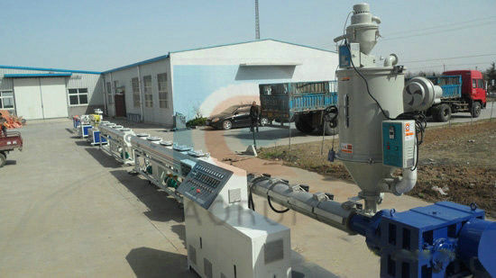 HDPE Electric Water Pipe Plastic Extrusion Machine , PP Drainage Pipe Extruder