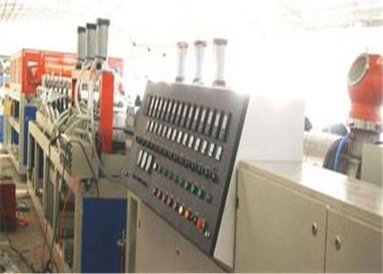 Recycled PE PP PVC WPC Board Production Line For Door / Furniture