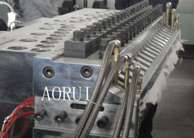 Good price WPC Kitchen Cabinet Plastic Foam Board Machine , WPC Settee Foam Board Extrusion Line online