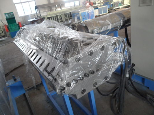 Good price Automatic Plastic Sheet Extrusion Machine , PP / PE Sheet Extruder / Plastic PE Sheet Production Line online