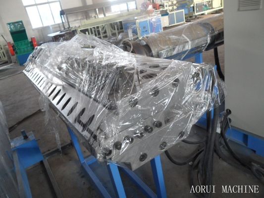 Good price Advertising WPC Board Making Machine Double Screw WPC Board Extrusion Line online