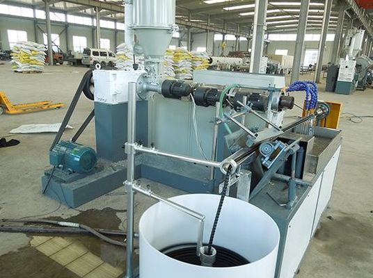 Good price Auto Corrugated Pipe Production Line , Hydraulic Hose Sprial Protective Sleeve Single Screw Extruder online
